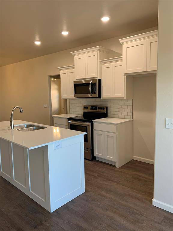 1321 Wade Street, Newcastle, OK 73065