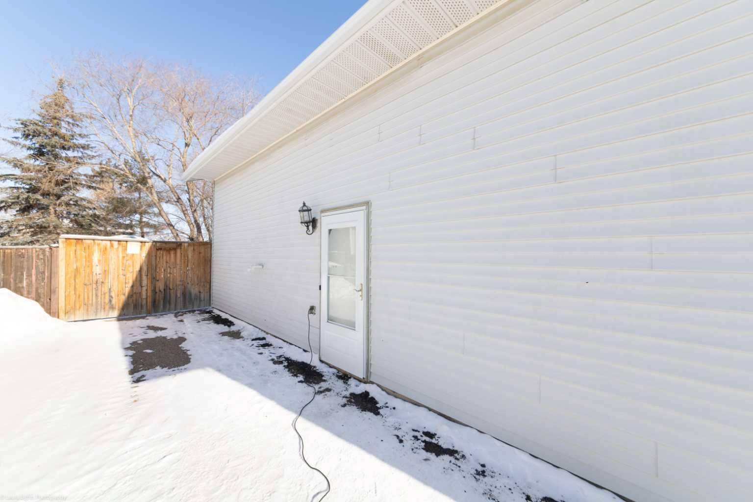 Lloydminster, SK S9V 1N1,4706 22 ST