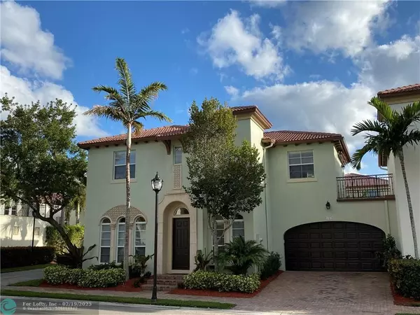 105 Via Floresta Dr, Boca Raton, FL 33487