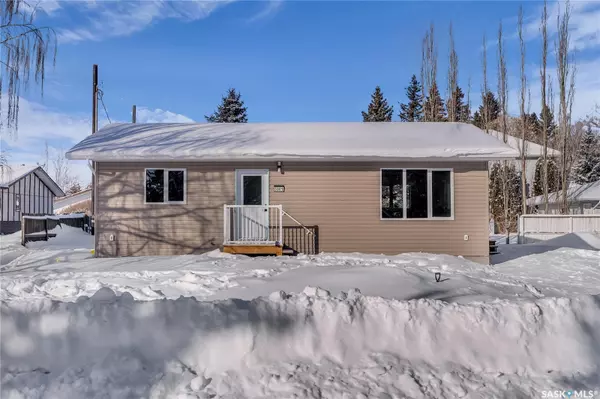 Waldheim, SK S0K 4R0,5001 Neufeld AVENUE