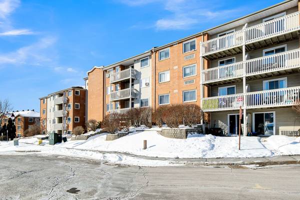 345 Centrum BLVD #112, Orleans - Cumberland And Area, ON K1E 3W9