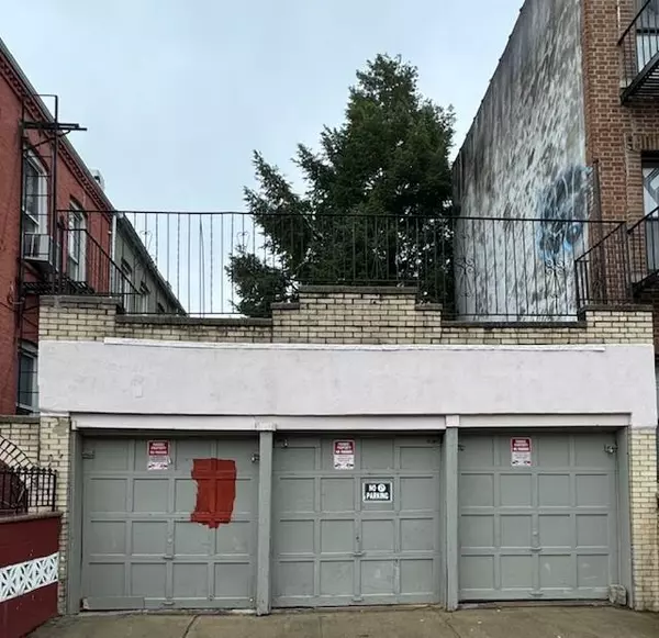 Brooklyn, NY 11226,3102 Snyder Avenue