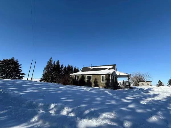 423025 Range Road 231, Rural Ponoka County, AB T4J 1R1