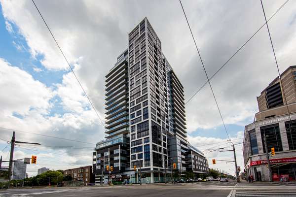 501 St Clair AVE W #1701, Toronto C02, ON M5P 0A2