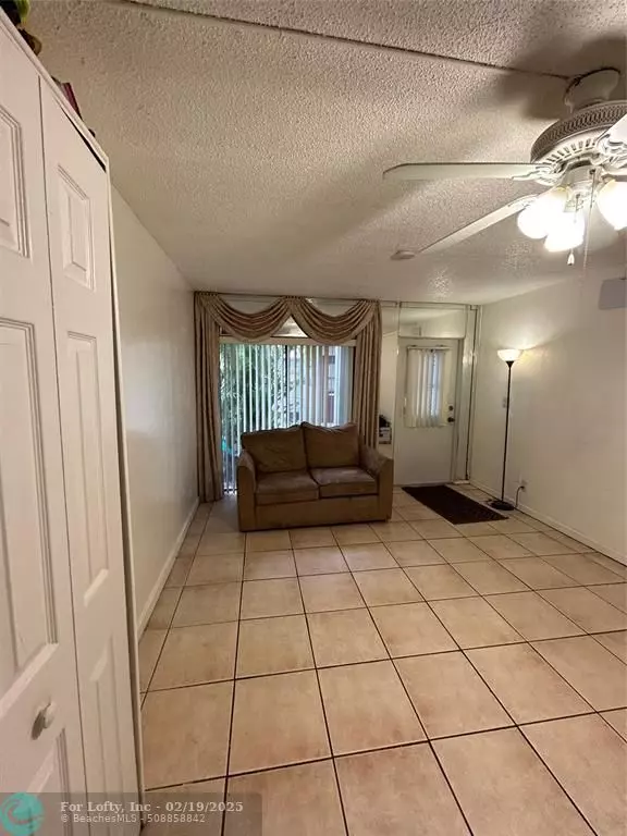 Coral Springs, FL 33065,11390 Royal Palm Blvd  #11390