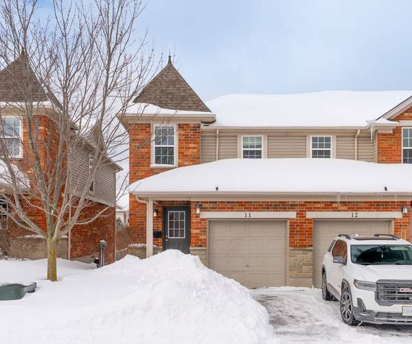 124 Gosling GDNS #11, Guelph, ON N1G 5K6