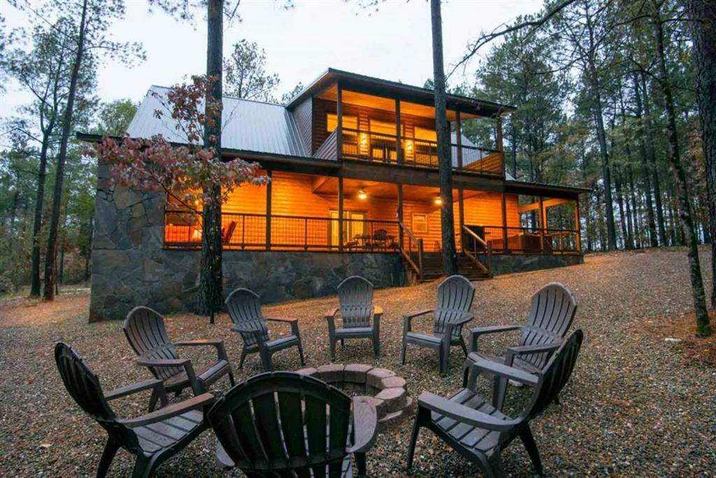67 Oak Stone Lane, Broken Bow, OK 74728