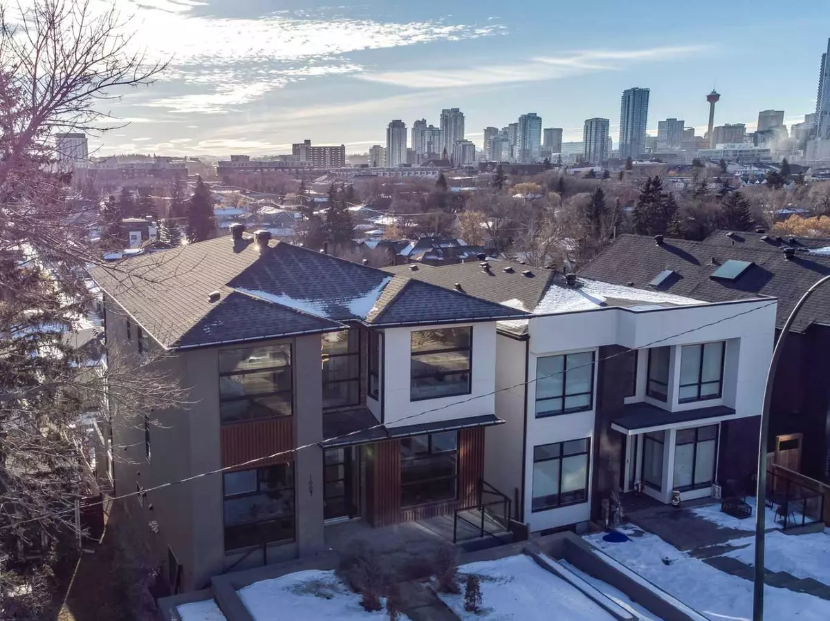 Calgary, AB T2E 0M3,1007 DRURY AVE Northeast