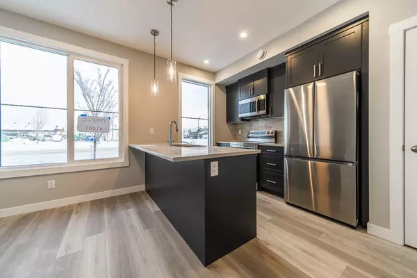 Calgary, AB T3M 3T8,20988 Seton WAY Southeast