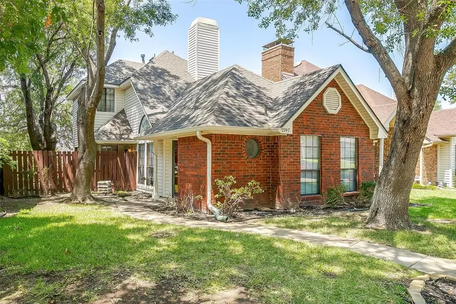 2247 Meadowstone Drive, Carrollton, TX 75006