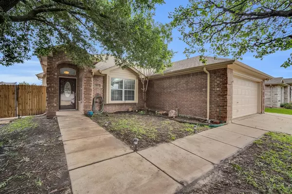 3417 Newgate Street, Midlothian, TX 76065