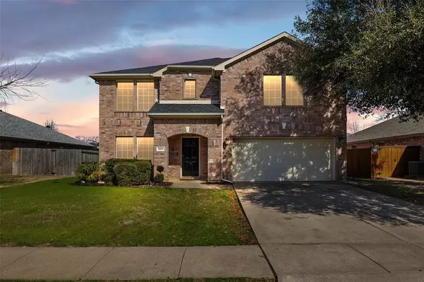 605 Midpark Drive, Euless, TX 76039