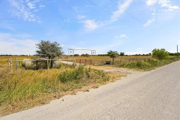 Itasca, TX 76055,696 Hill County Road 4421