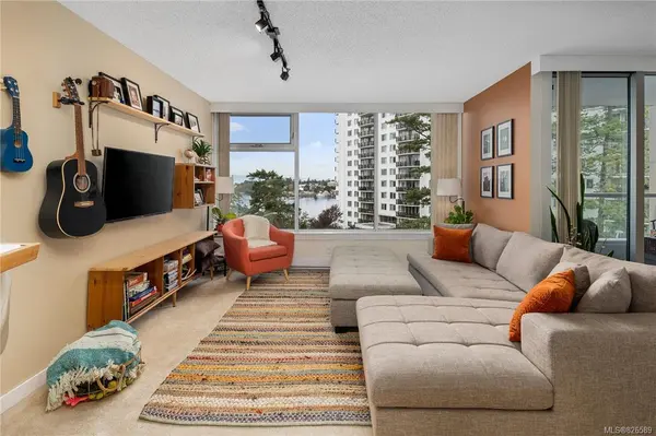 Victoria, BC V9A 7G7,327 Maitland St #506