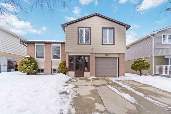 1255 Dunbar RD, Cambridge, ON N3H 4Z6