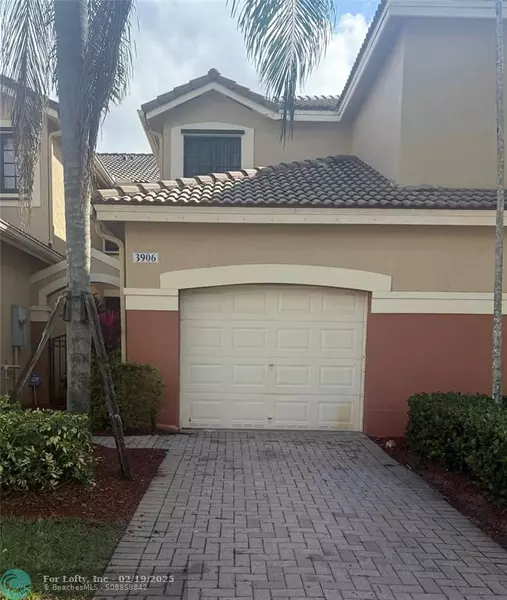 3906 Cherry Ln, Weston, FL 33332