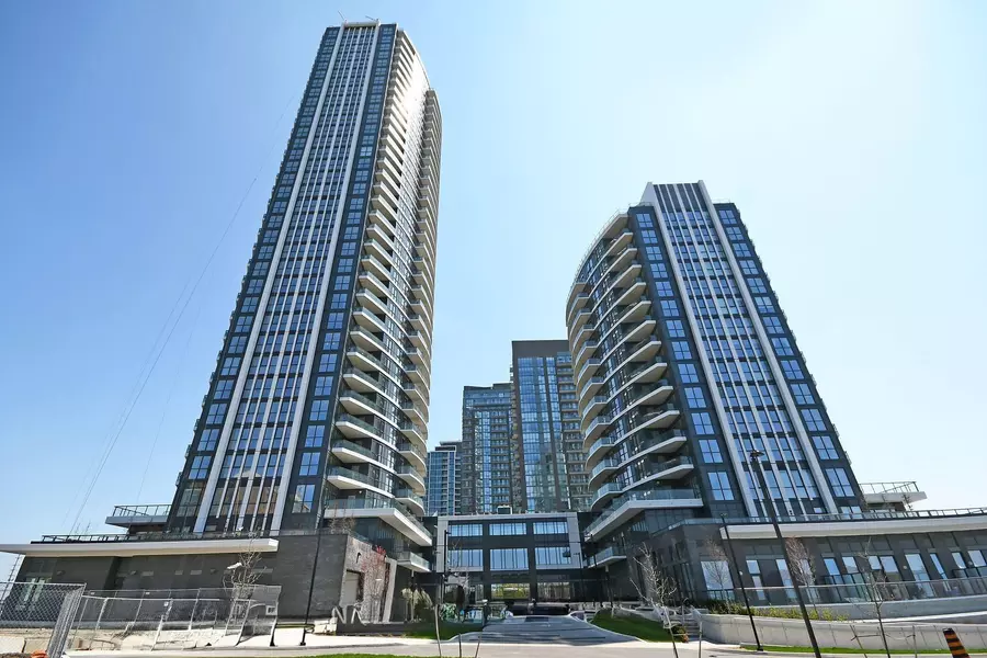 35 Watergarden DR #2915, Mississauga, ON L5R 0G8