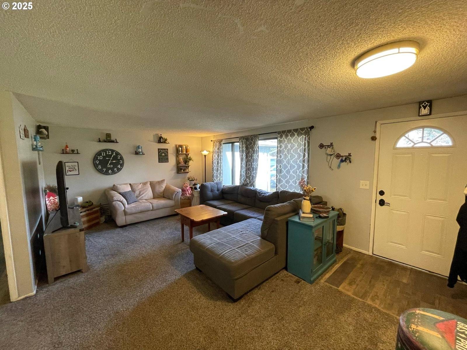 Eugene, OR 97405,1872 COVENTRY WAY