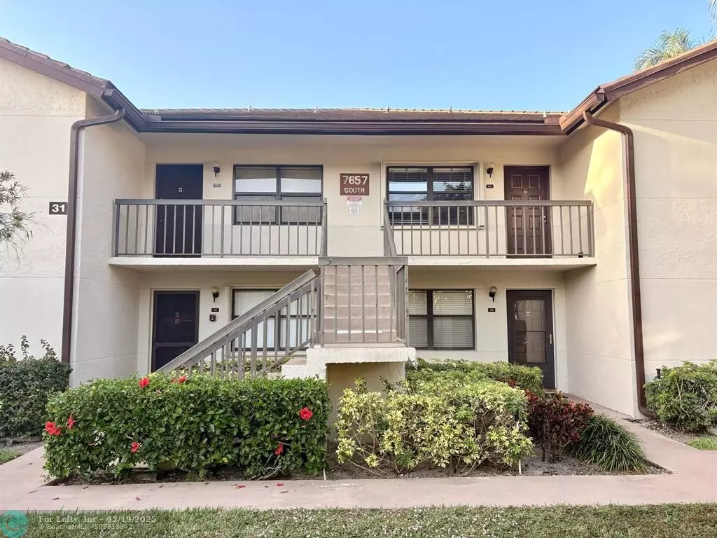 Lake Worth, FL 33467,7657 Tahiti Ln  #202