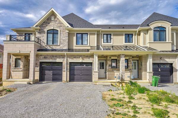 7 Genoa DR, Hamilton, ON L9B 1K1