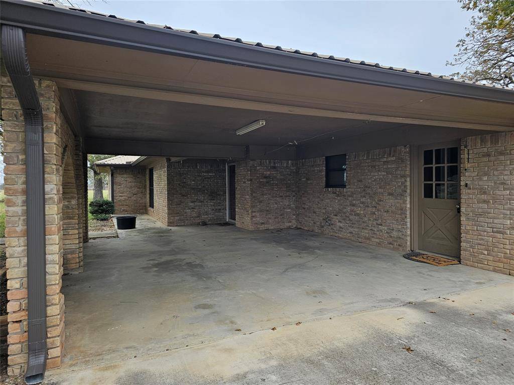 Cross Plains, TX 76443,724 Foster Bond Street