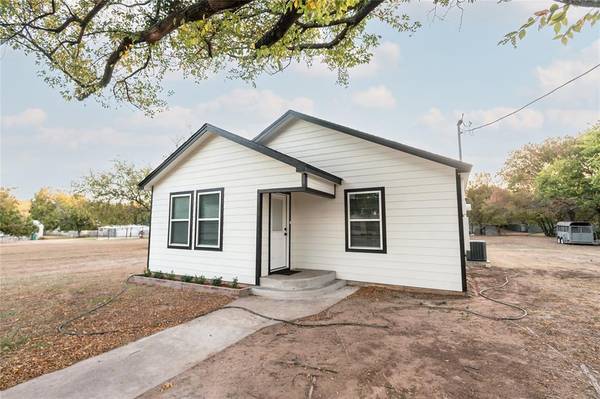 900 Fayette Street,  Nocona,  TX 76255