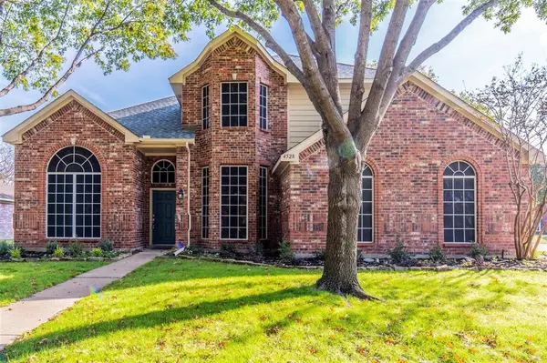 4528 Forsyth Lane, Grand Prairie, TX 75052