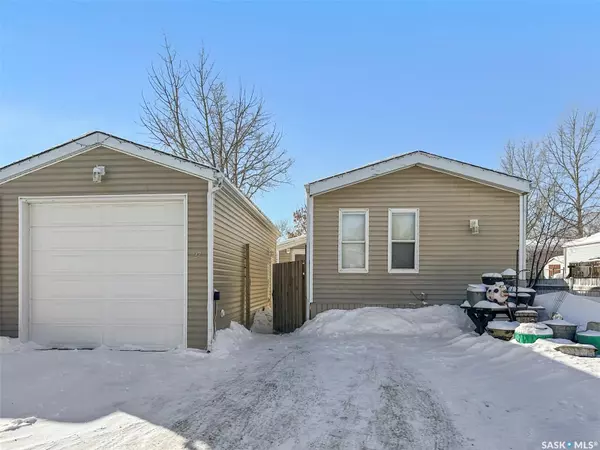 27 Prairie Sun COURT, Swift Current, SK S9H 3X6