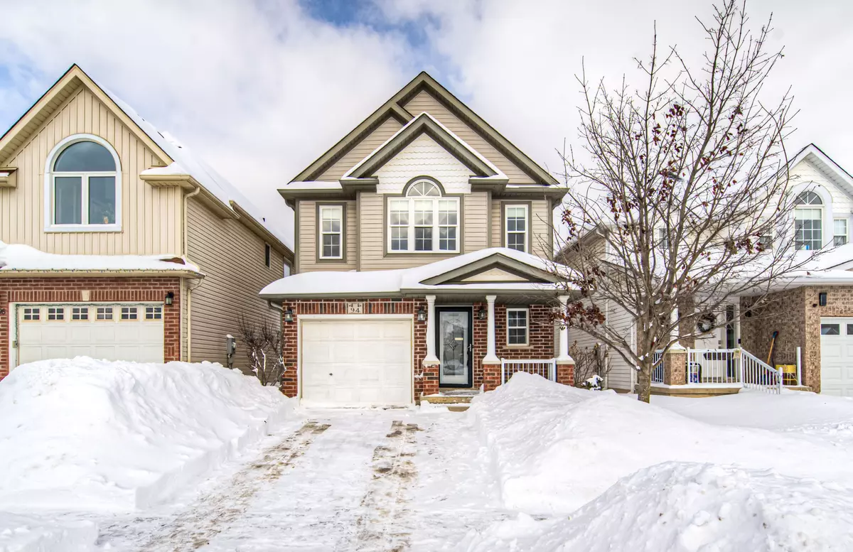 Kitchener, ON N2R 1X6,94 Sophia CRES