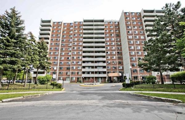 10 Stonehill CT #406, Toronto E05, ON M1W 2X8