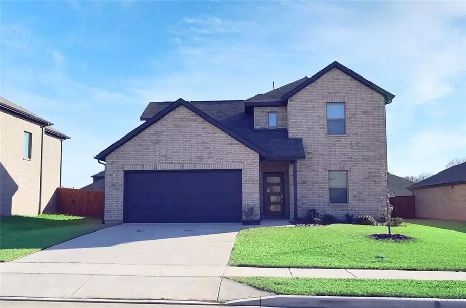 533 Meadow Run Drive, Van Alstyne, TX 75495