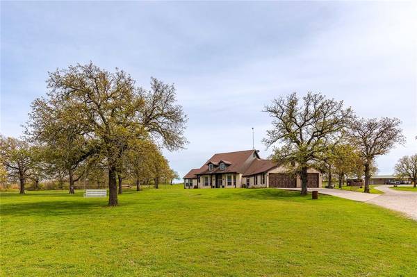 318 E Lone Star Road, Poolville, TX 76487