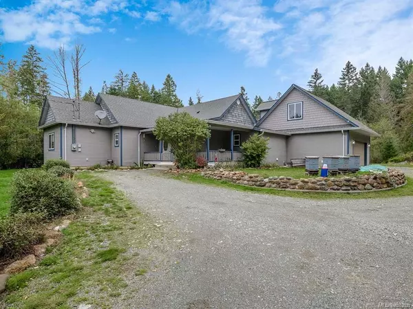 6711 Kitsuksis St, Port Alberni, BC V9Y 8V1