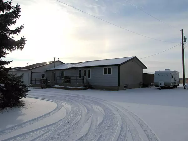 101022 RGE RD 161, Rural Taber M.d. Of, AB T1G 2C9