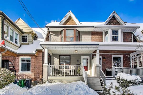 36 Eastmount AVE, Toronto E03, ON M4K 1V1