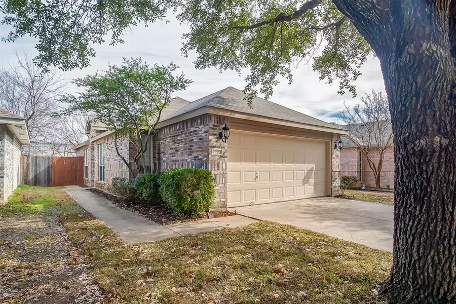 2220 Brookview Drive, Mckinney, TX 75072