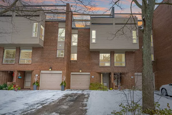 Oakville, ON L6H 2W7,1250 Marlborough CT #51