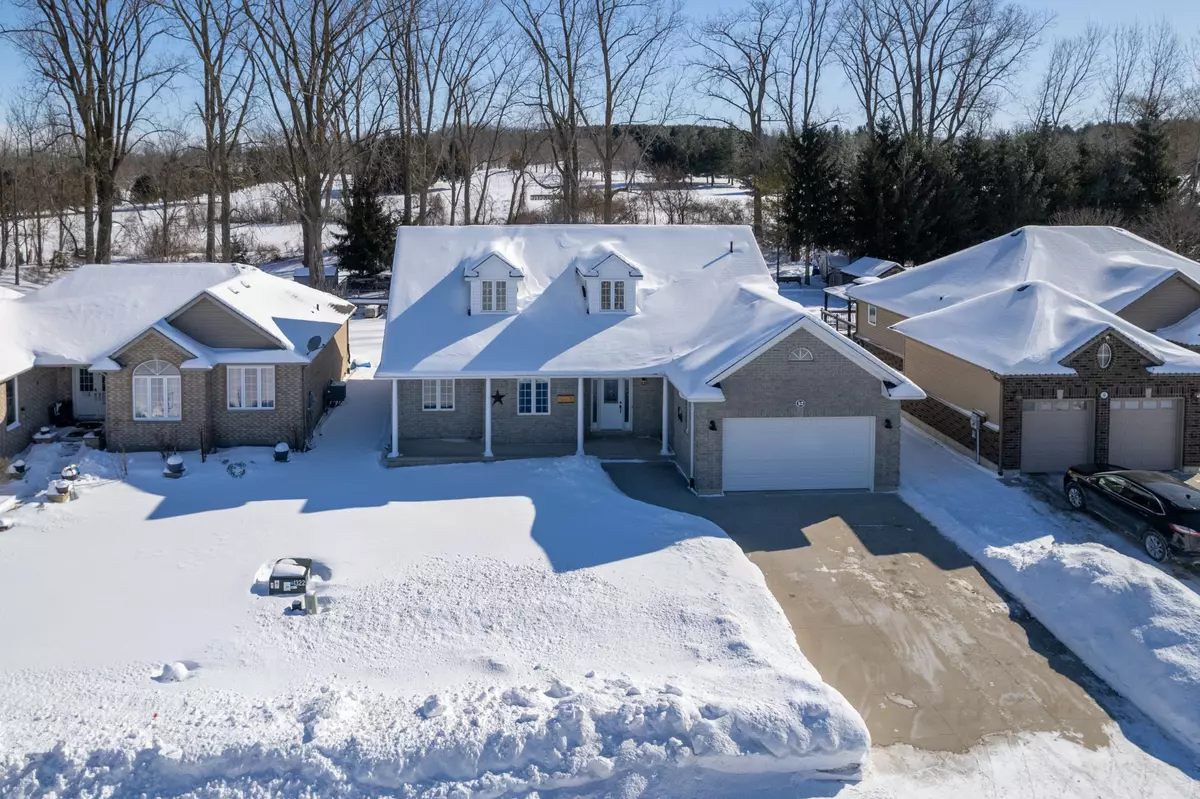 Lambton Shores, ON N0M 1B0,52 Fairview DR