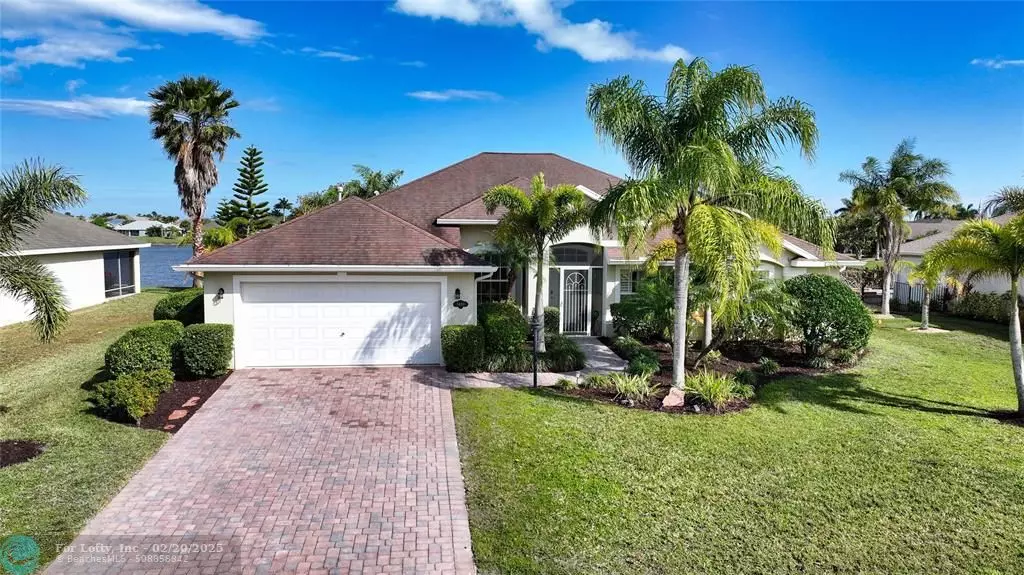 5688 Riverboat Cir, Vero Beach, FL 32968