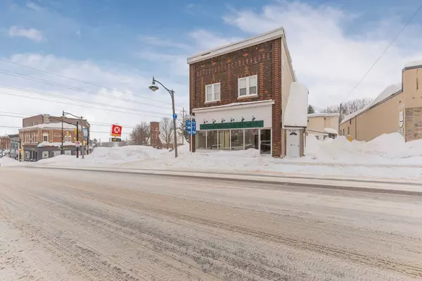 Penetanguishene, ON L9M 1S9,101 Main ST