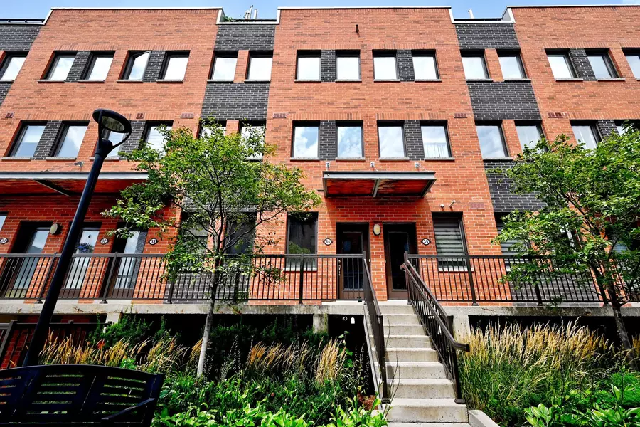 871 Wilson AVE #34, Toronto W05, ON M3K 1E6