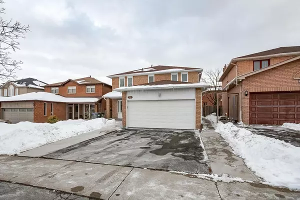 25 Oaklea BLVD, Brampton, ON L6Y 4H7