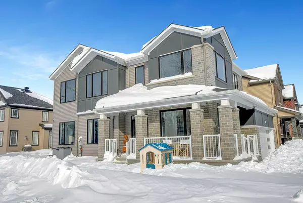 Barrhaven, ON K2J 6N8,2441 Watercolours WAY