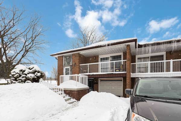 7 Snowhill CRES #Lower, Toronto E07, ON M1S 3T4