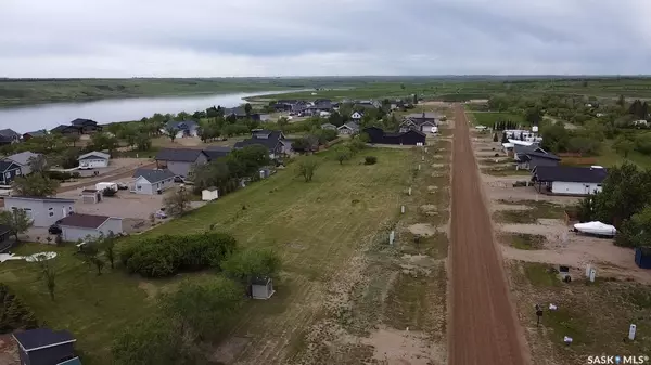 Diefenbaker Lake, SK S0L 2E0,10 Sandy ROAD