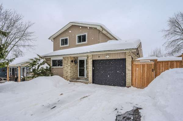 Guelph, ON N1H 7E3,16 Woodridge DR