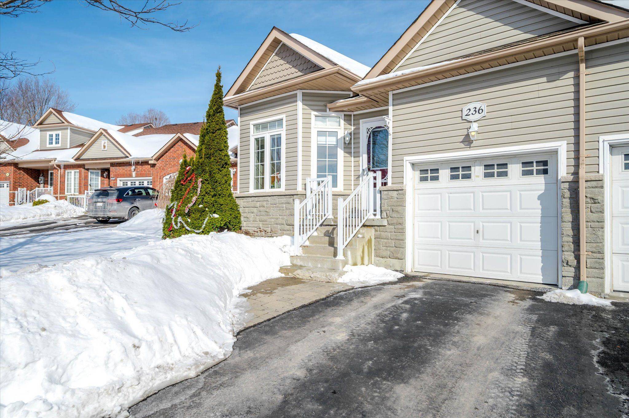 Peterborough, ON K9H 7S7,236 Tobin CT