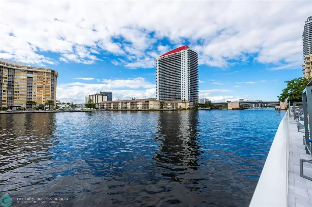 Hallandale Beach, FL 33009,1849 S OCEAN DR  #215