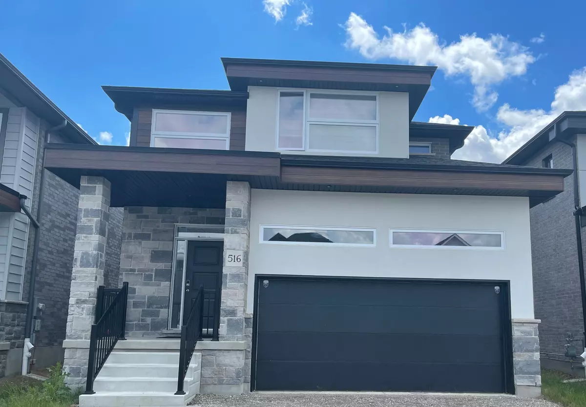 Kitchener, ON N2P 0E5,516 Doonwoods CRES W