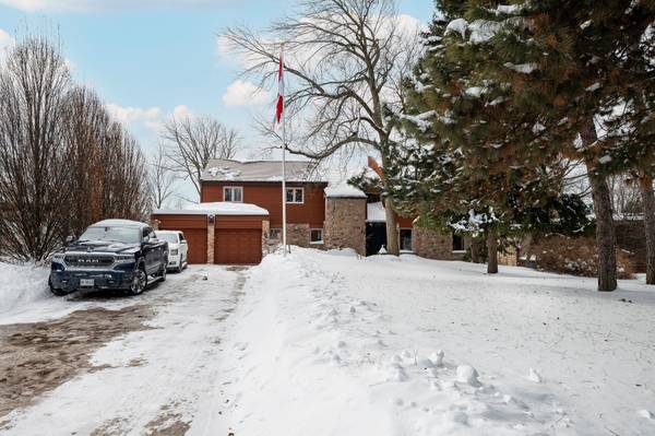 28 Pine Tree CRES, Brampton, ON L6W 1C8